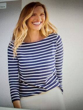 Old Navy:  Navy and White Stripe Long-Sleeve Mariner Boatneck Top. Sz. L  NWOT